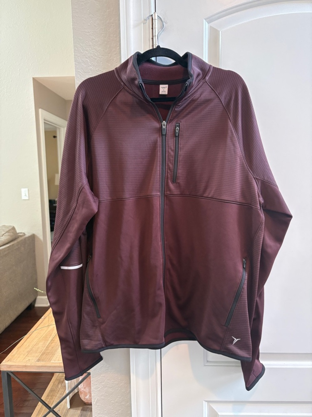 Old Navy Men's Maroon Full-Zip Performance Jacket